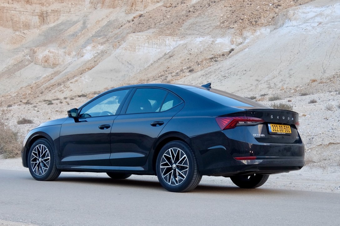 1637282-סקודה אוקטביה 1.0 ל' - 7.jpeg