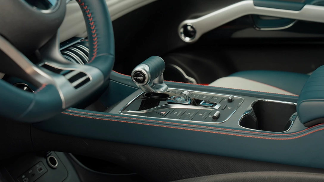 1679175-BYD ATTO 3.00_55_05_05.Still068 copy-min.jpg