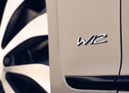 1700868-Bentley-Flying Spur-2024-16.jpg