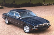 1605453-Jaguar-XJ-1998-2003-01.jpg
