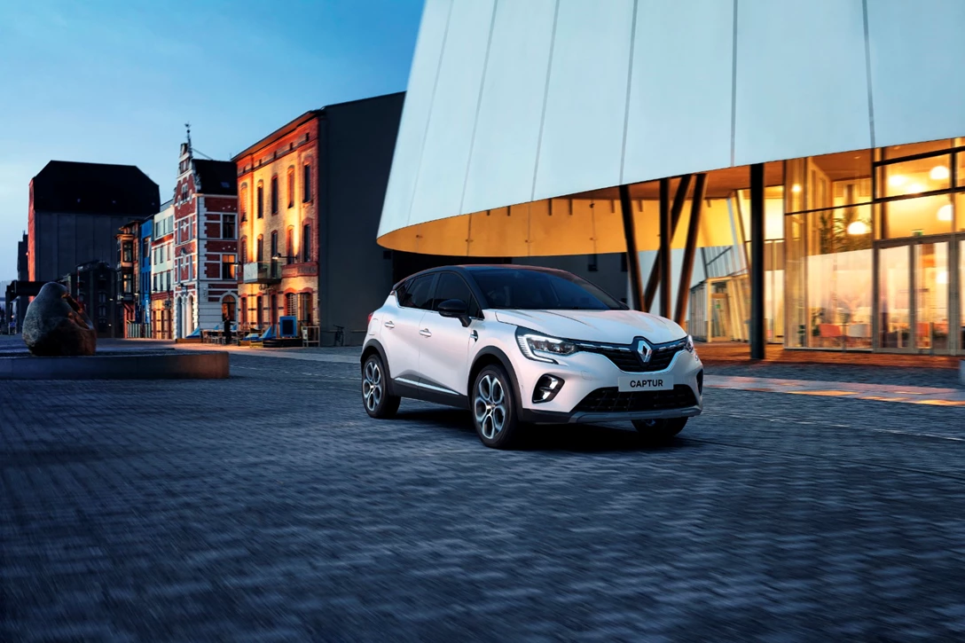 1675739-Renault-Captur-2023-12.jpg