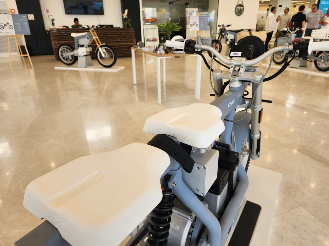 1679200-CAKE צילום איתמר רותם (10).jpg