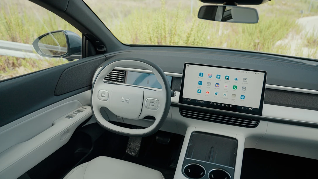 1701402-Xpeng G6 2024.00_29_32_09.Still054.jpg