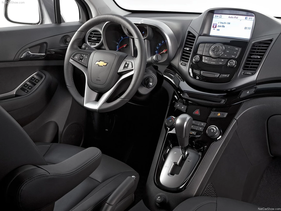 1588110-Chevrolet-Orlando 5.jpg