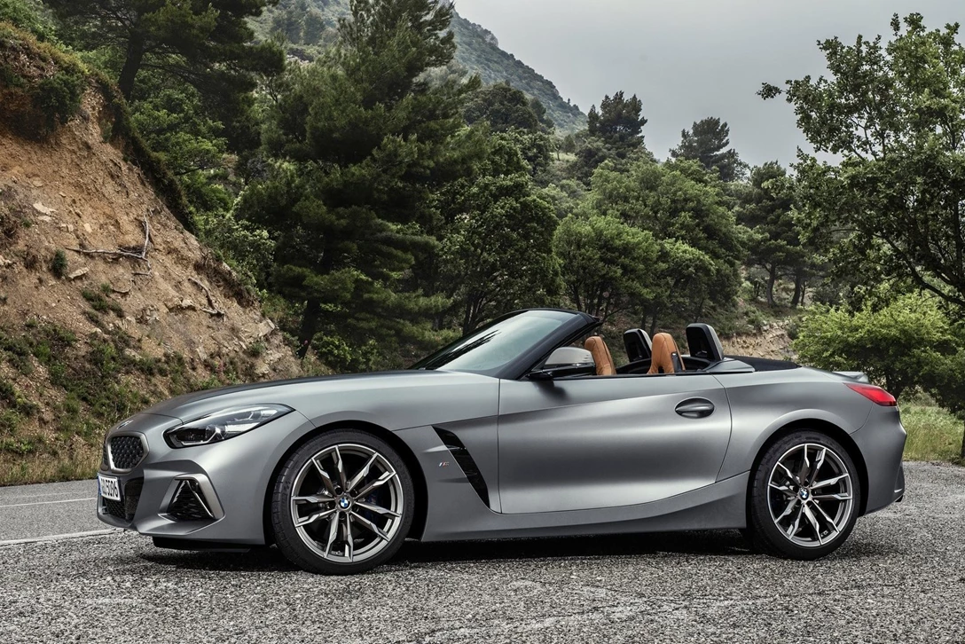 1603922-BMW-Z4-2019-1600-12.jpg