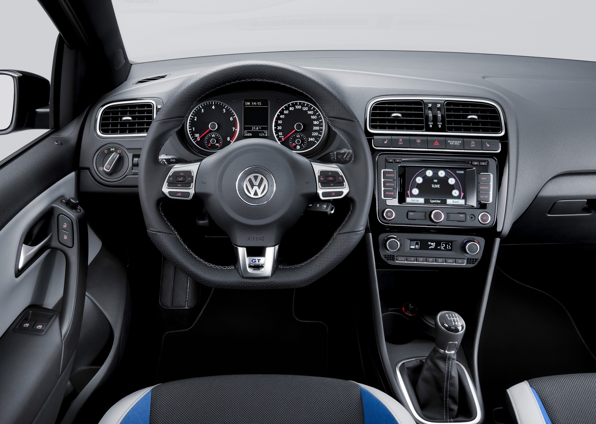 1577753_volkswagen_polo_BlueGT.jpg