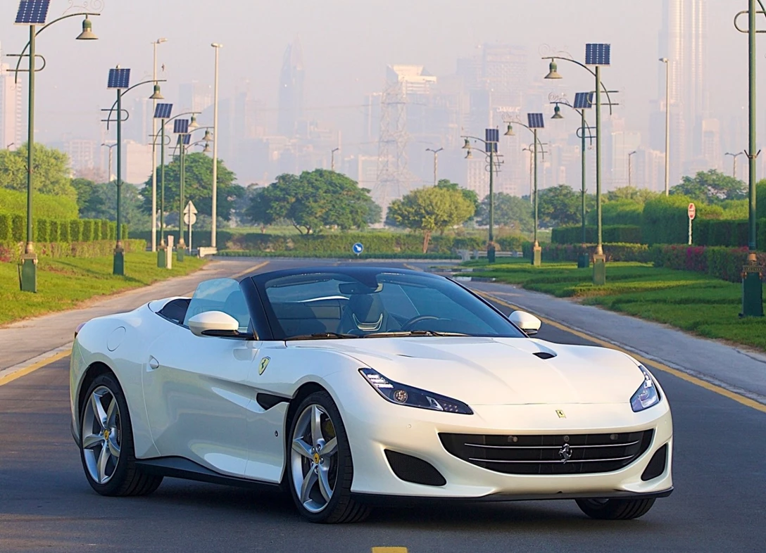 1684723-Ferrari-Portofino-2023-05.jpg