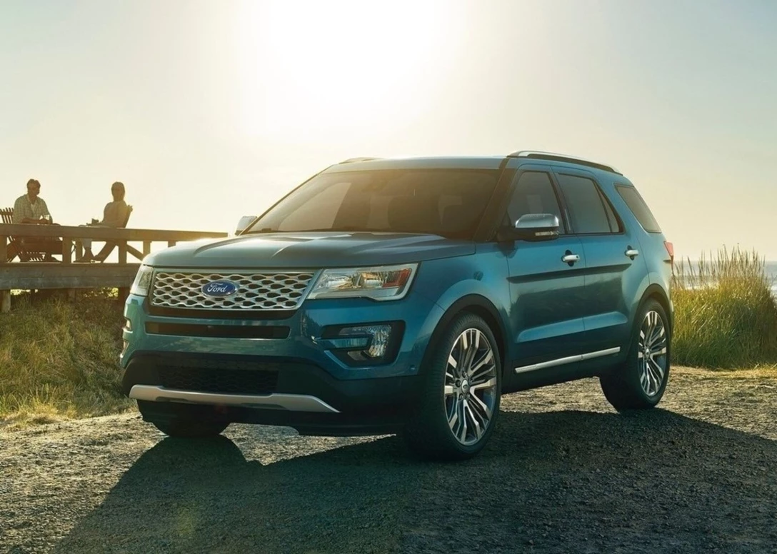 1646702-Ford-Explorer-2017-01.jpg