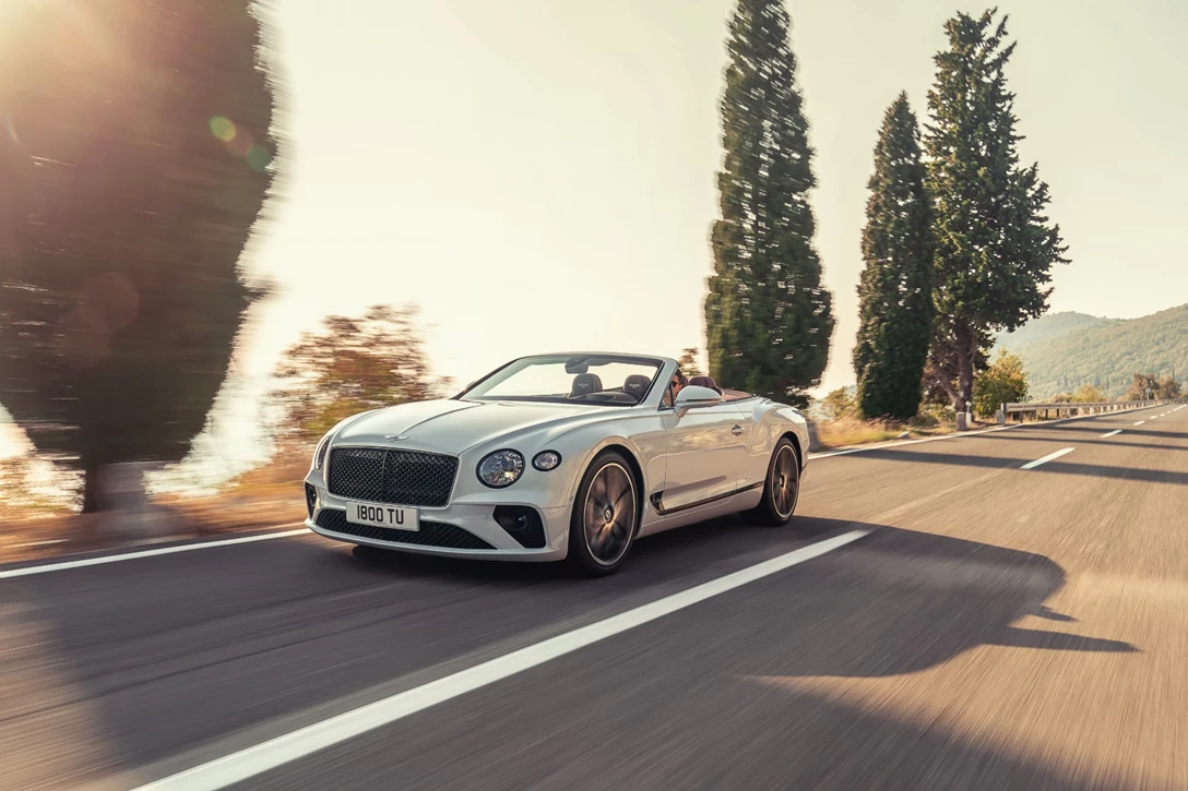 1607459-Bentley Continental GT Convertible 12.jpg