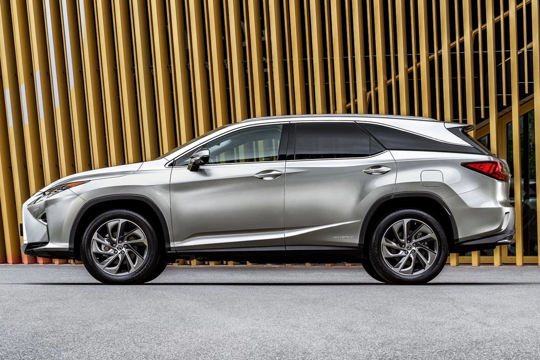 1596881-רכב למשפחה מעל 200 אלף שקל (14).JPG