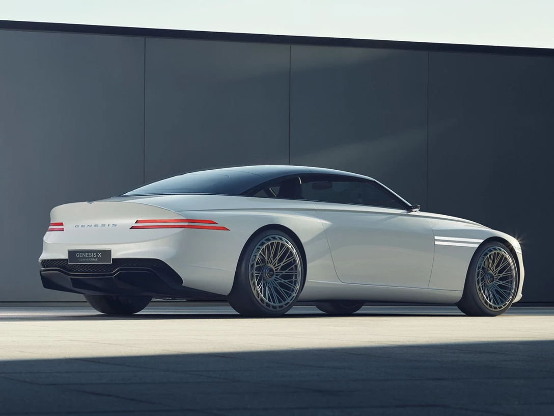 1677028-concept-car-genesis-x-convertible-gallery-exterior-05-pc-mo-1600x1200.jpg