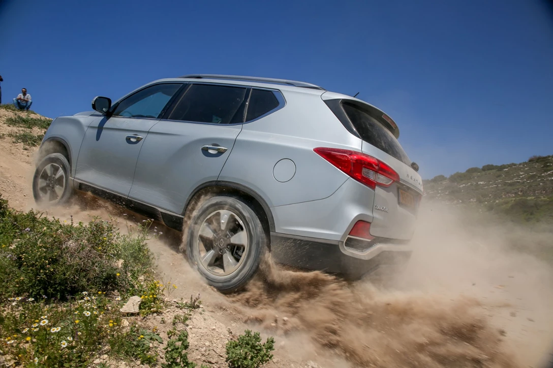 1592763-rexton-180312-159 (1).jpg