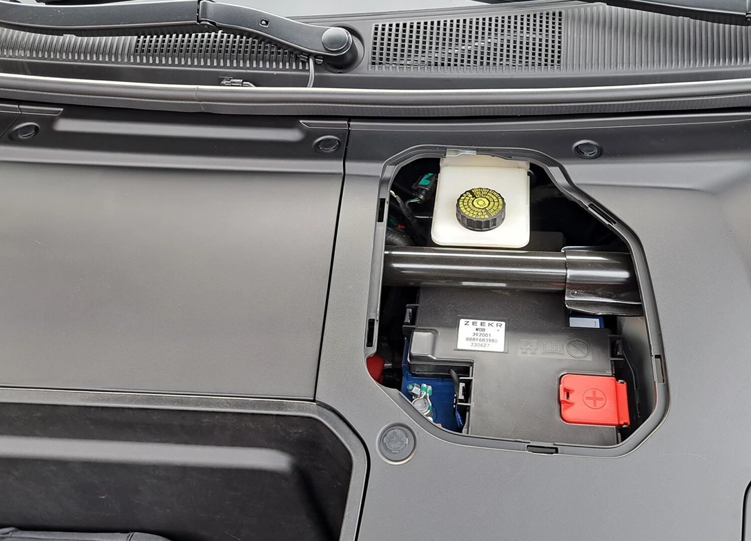 1691556-Zeekr-001-17.jpg