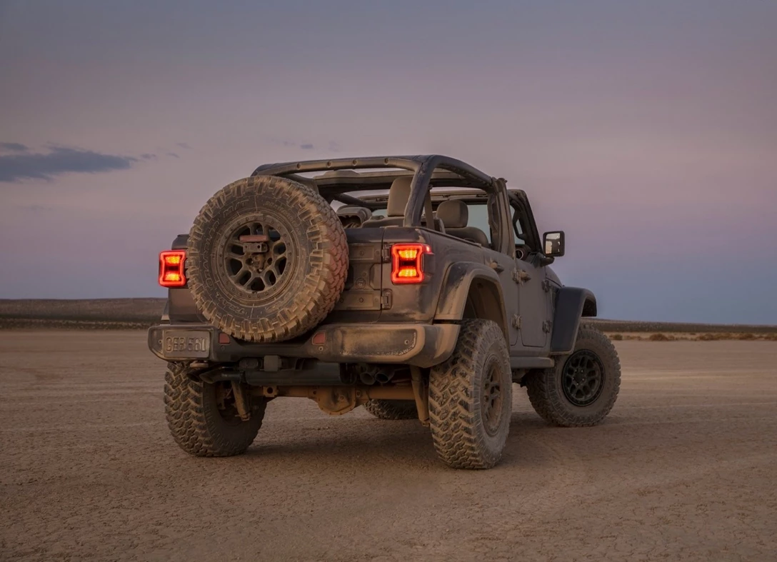 1674660-Jeep-Wrangler_Rubicon_392-2023-03.jpg