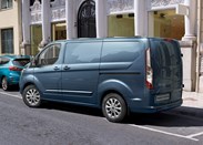 1685433-Ford-Transit-Custom-2023-02.jpeg