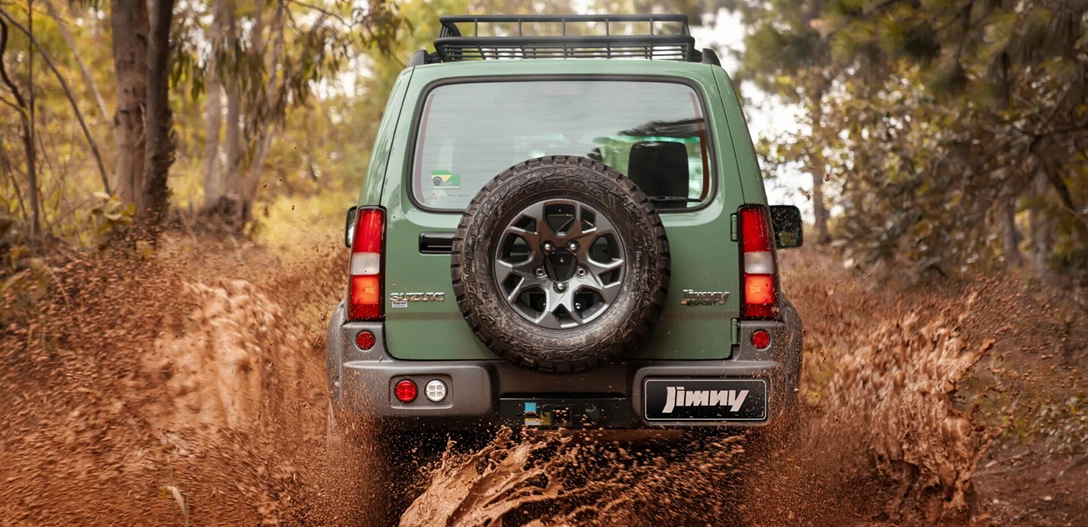 1664927-Suzuki-Jimny-15.jpg