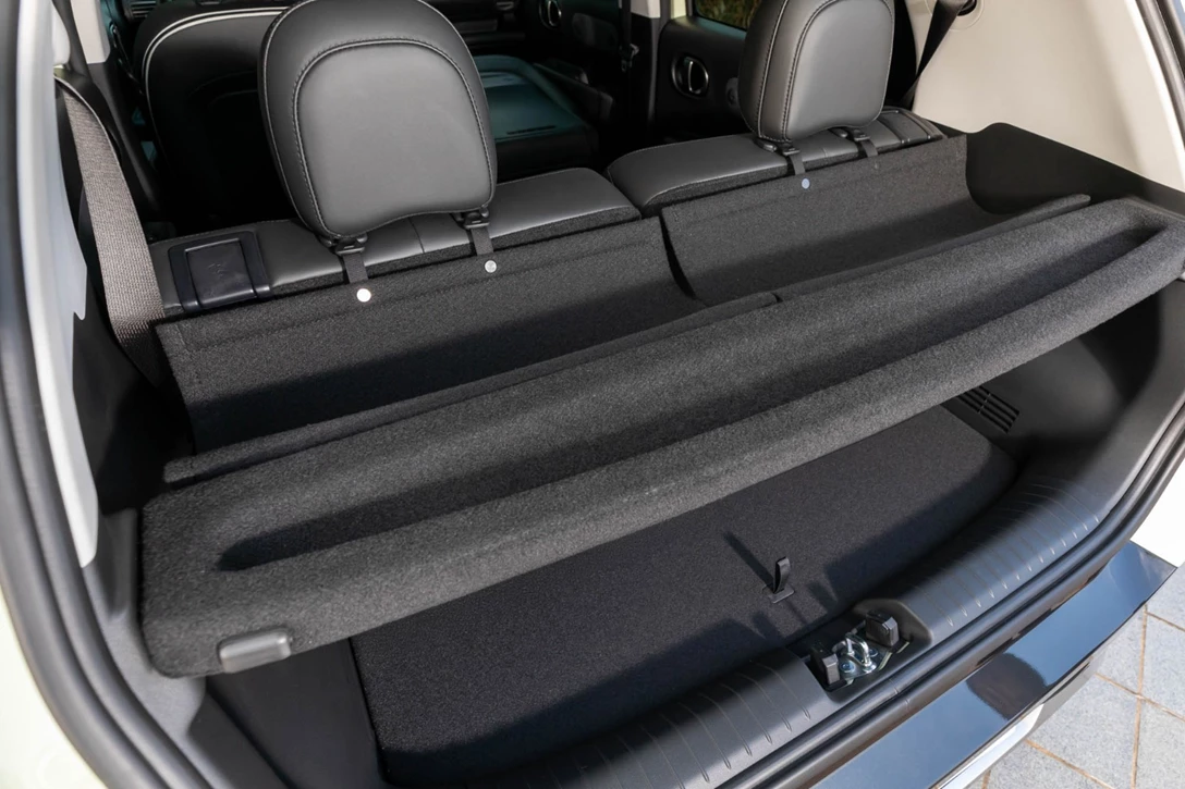 1703782-INSTER Static _64.jpg