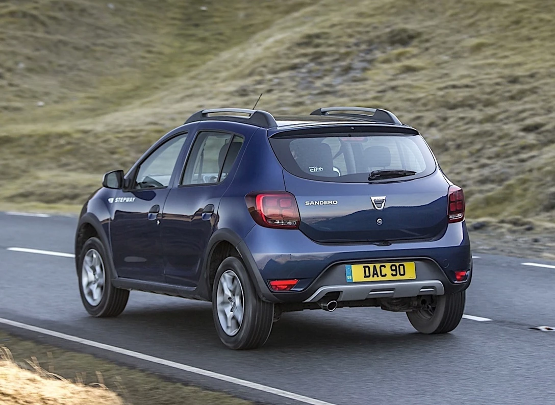 1650676-Dacia-Sandero-2018-04.jpg