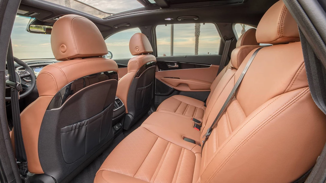 1645571-Kia Sorento 2019 (27).jpg