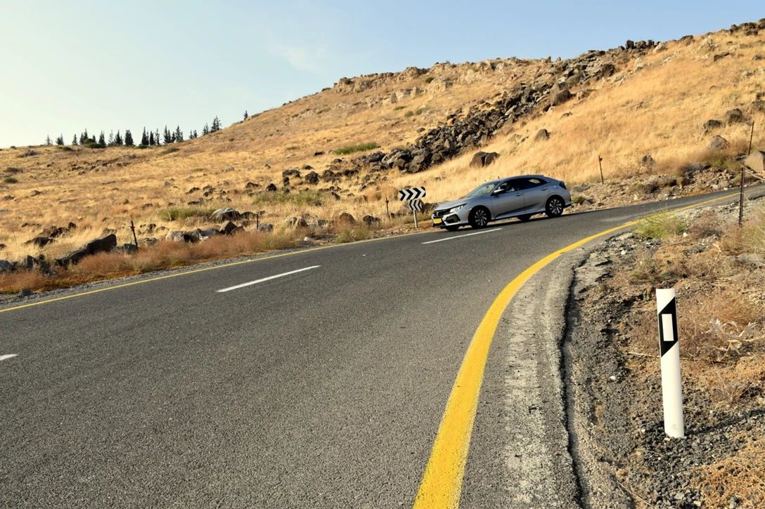 1608679-הונדה סיוויק ידנית מבחן דרכיםן (2).JPG