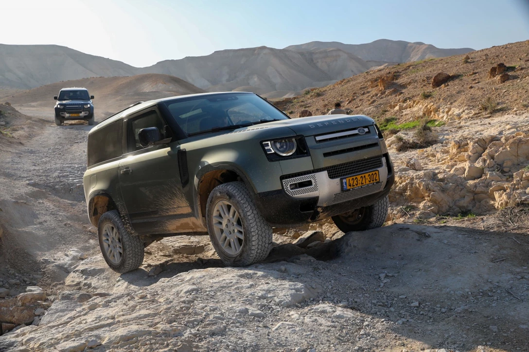 1640669-מסע לרגל השקת הדיפנדר הקצר בישראל, צילום רונן טופלברג (98).jpg