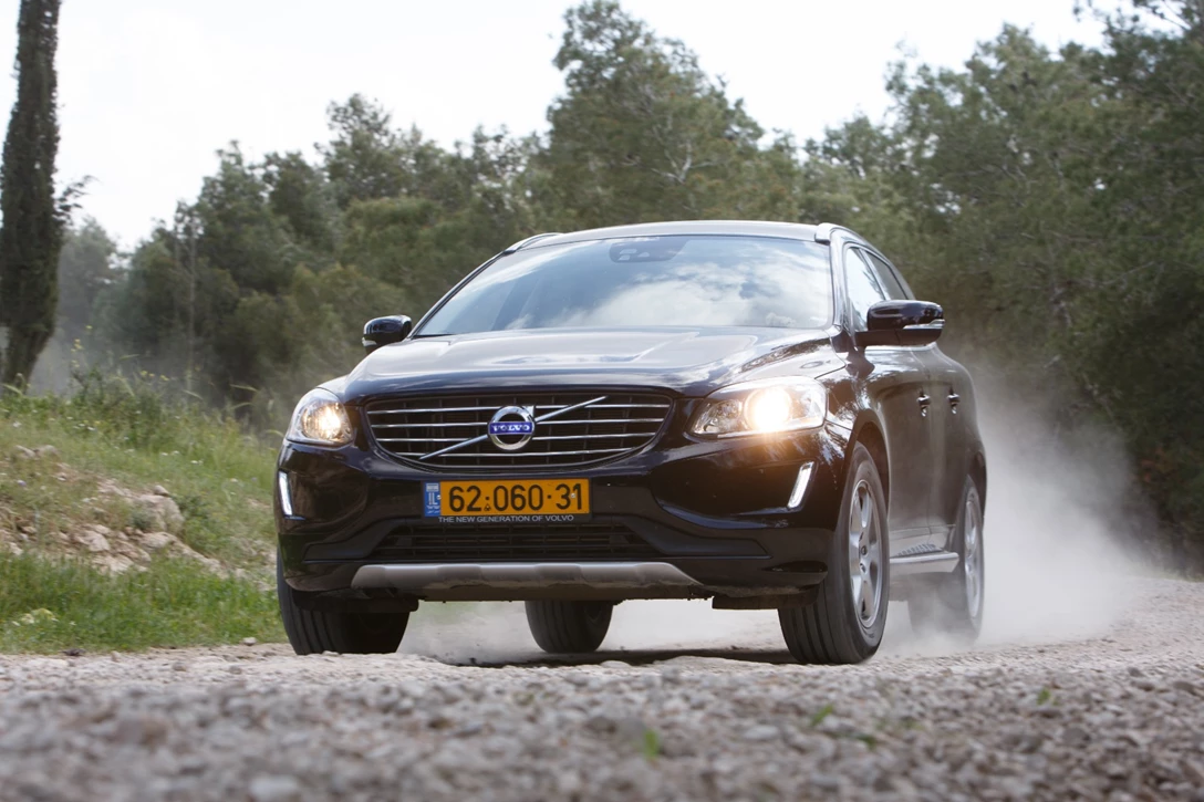 1676291-השוואתי גיליון 350 צילום אילן קליין, מערכת אוטו (6).jpg