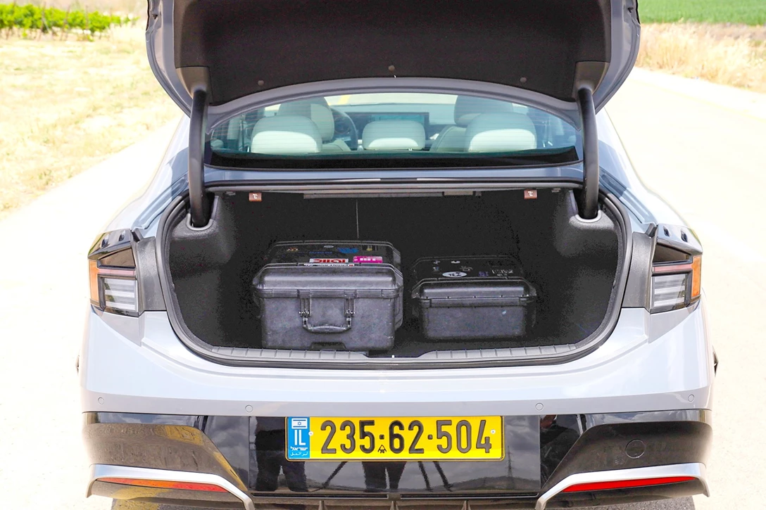 1709293-HYUNDAI 10.jpg