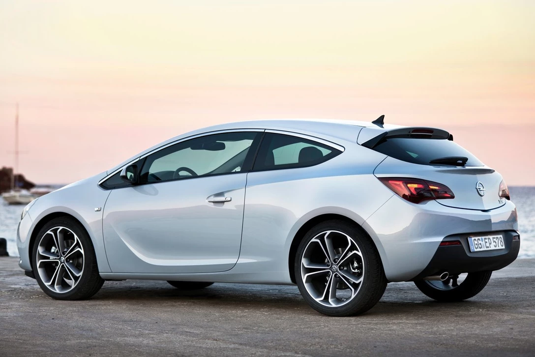 1632241-אופל אסטרה GTC (2).jpg