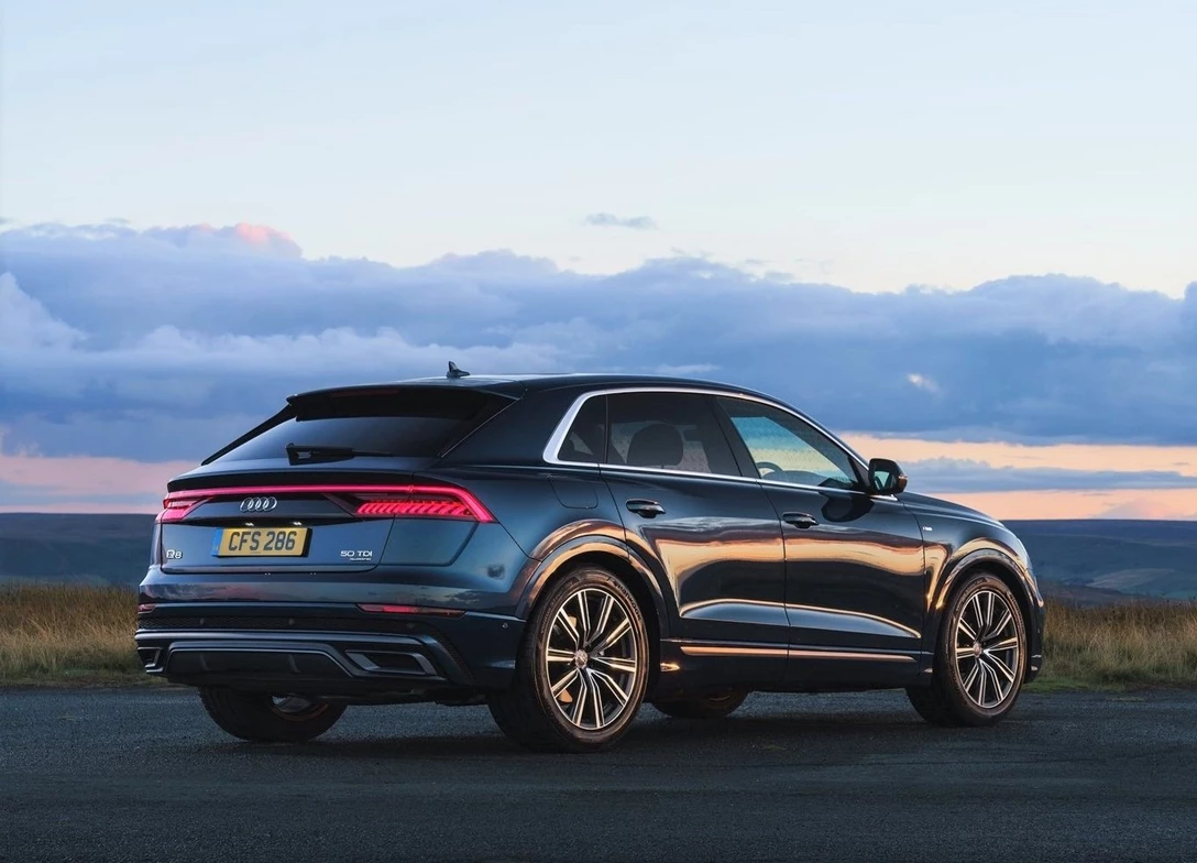 1662133-Audi-Q8-2022-02.jpg