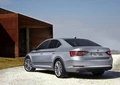 1636490-Skoda-Superb-2018-02.jpg