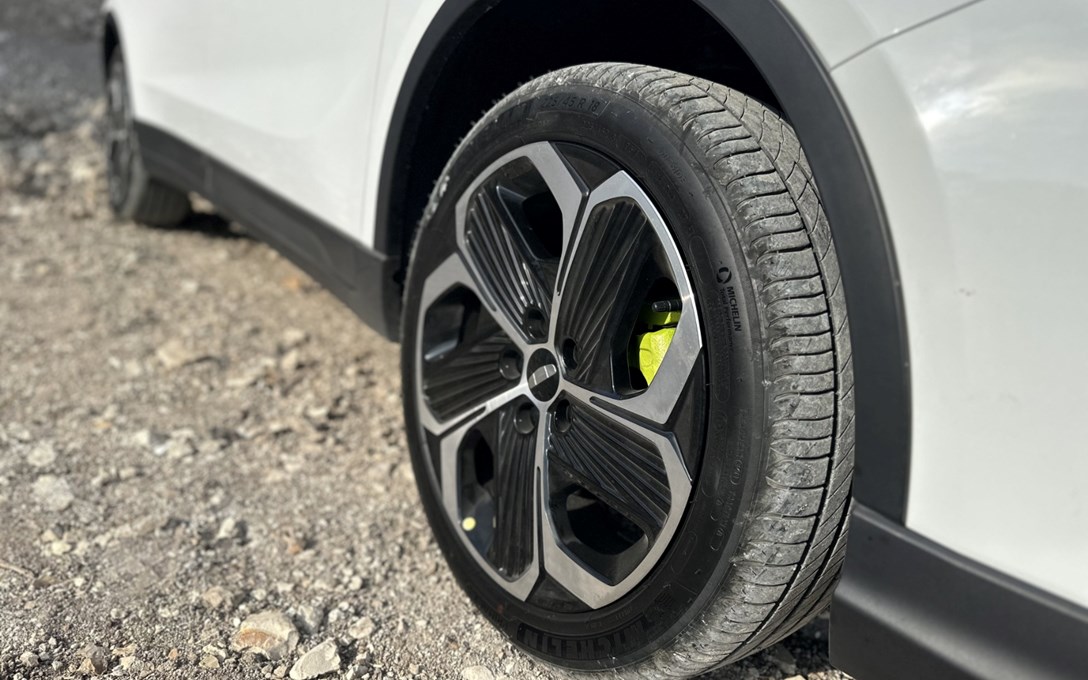 1685207-G G C 480 - 12-min.jpeg