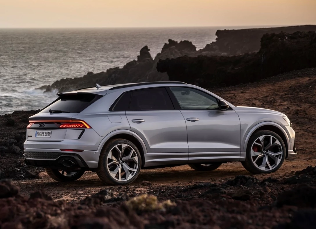 1662194-Audi-Q8-2021-13.jpg