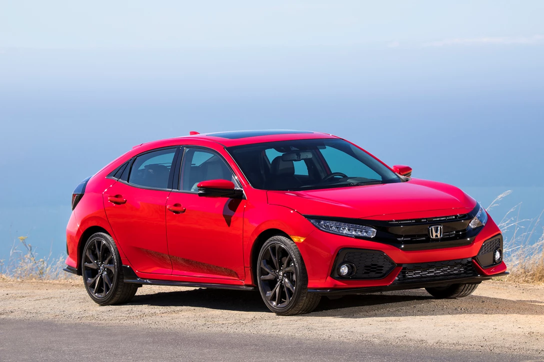 1612368-2017 Honda Civic Hatchback_126.jpg