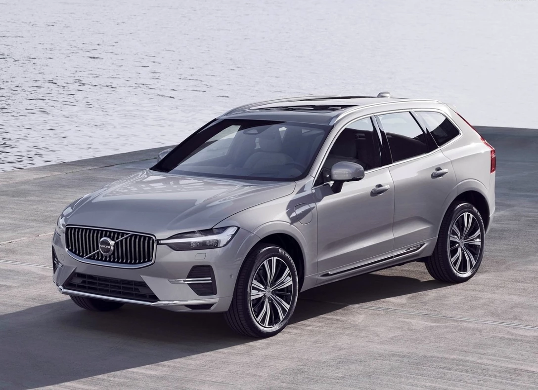 1655325-Volvo-XC60-2022-01.jpg