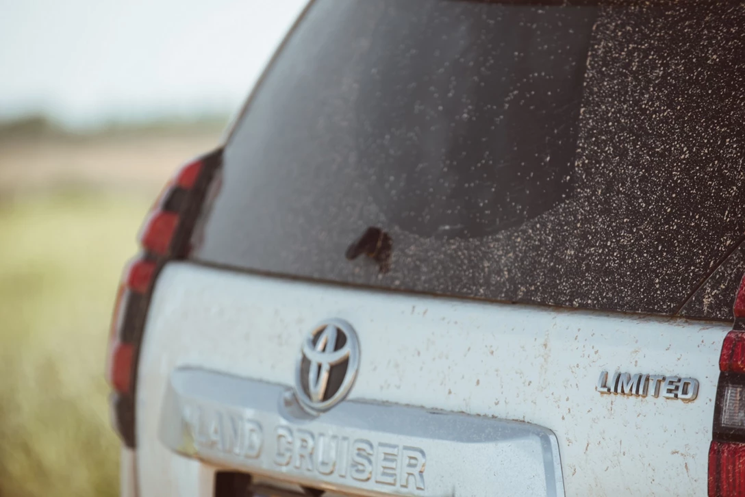 1601917-טויוטה לנד קרוזר 2018 (5).jpg