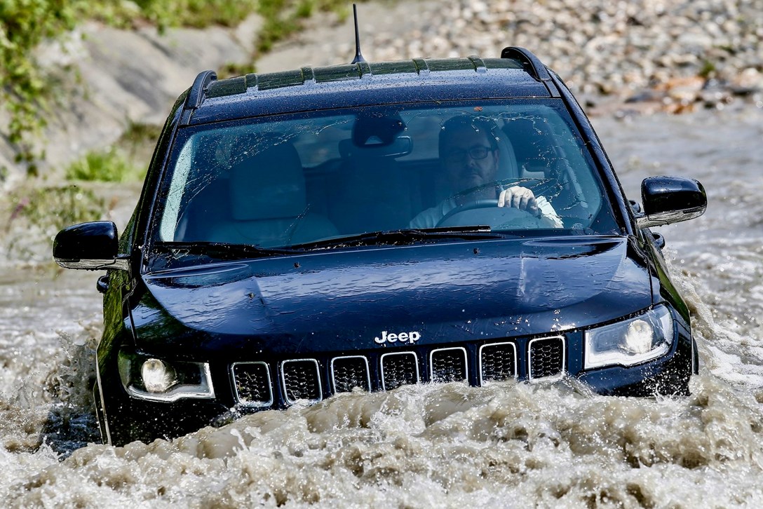 1638416-ג'יפ קומפאס 2019 - 9.jpeg