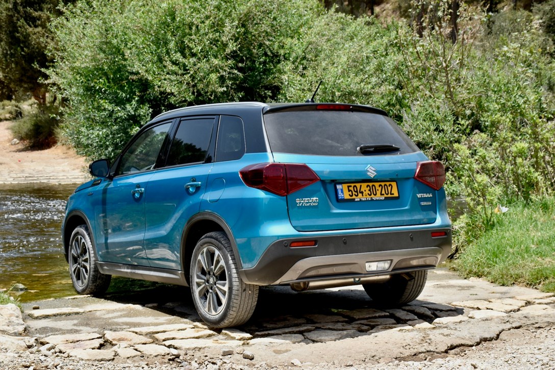 1646475-סוזוקי ויטארה - מבחן דרכים (מיקרו היברידי) 2021 - 8.jpeg