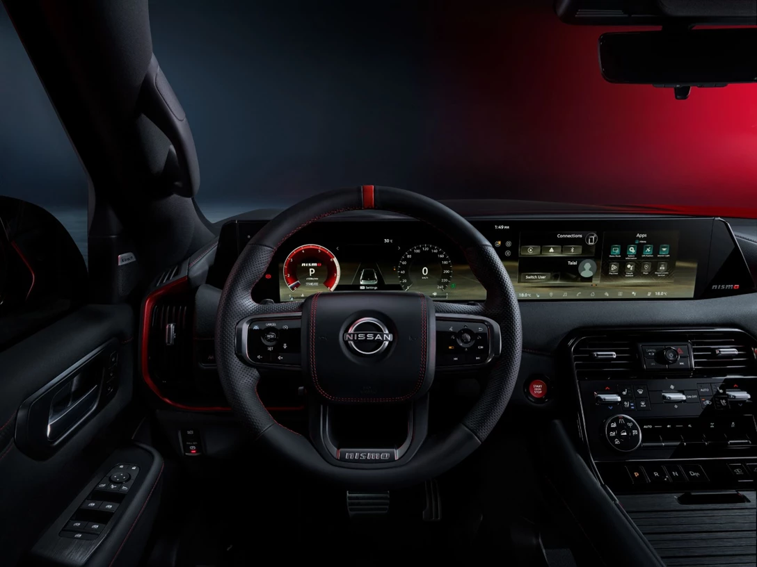 1710239-The all-new Patrol NISMO steering wheel-source.jpg