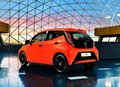 1648216-Toyota-Aygo-2016-02.jpg