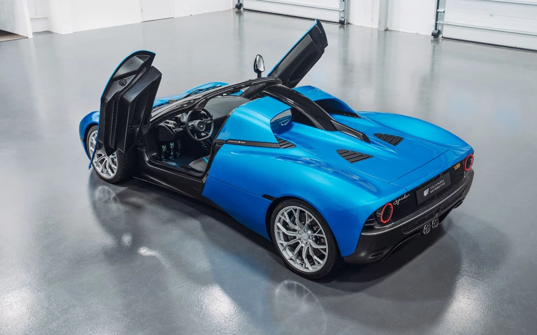 1681245-T.33 SPIDER LAUNCH - 04-min.jpg