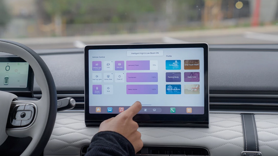 1704521-Copy of Dongfeng BOX 2024.01_15_00_18.Still087.jpg