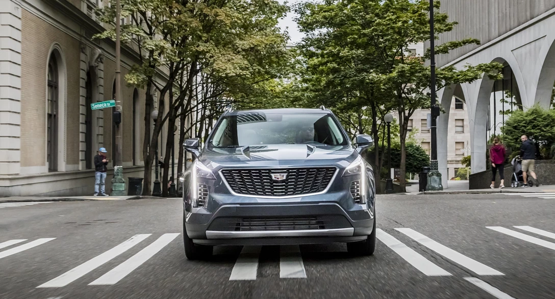 1658500-2019_cadillac_xt4_43_1920x1080.jpg