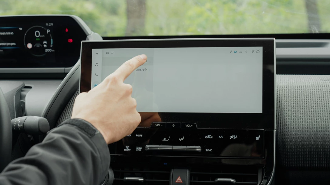 1681698-Hyundai IONIQ 5 vs Skoda Enyaq vs KIA EV6 vs TOYOTA BZ4X - 2023.00_28_43_24.Still092 copy.jpg