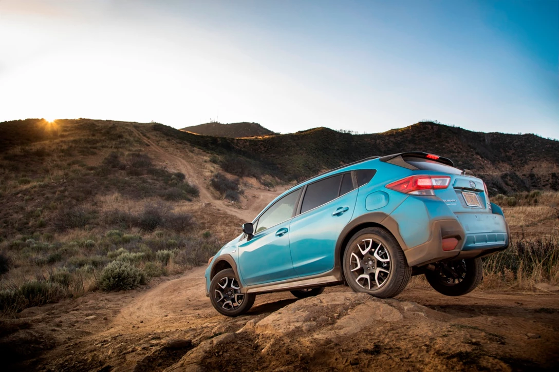 1607060-57._2019_Crosstrek_Hybrid.jpg