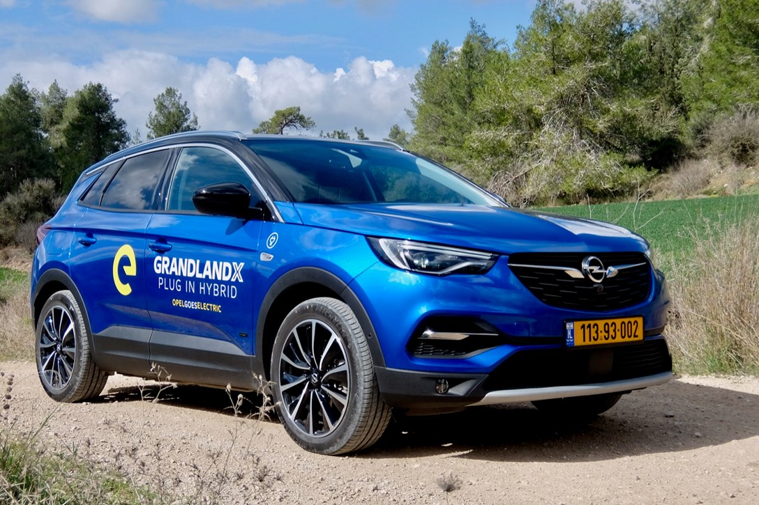 1639315-אופל גרנדלנד X PHEV - 3.jpeg