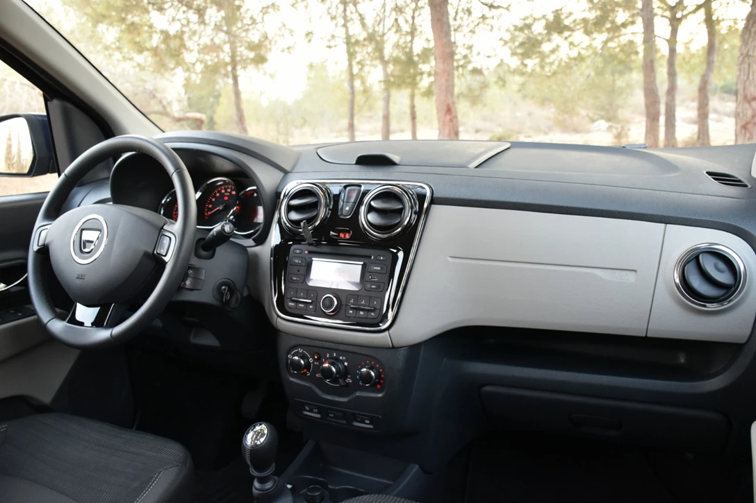 1608665-דאציה לודגי מבחן דרכים (9).JPG