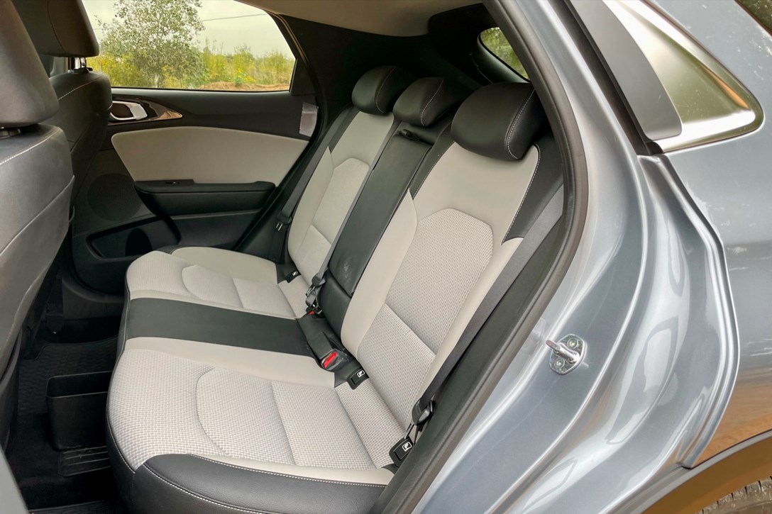 1656224-XCEED 15 L - 6.jpeg