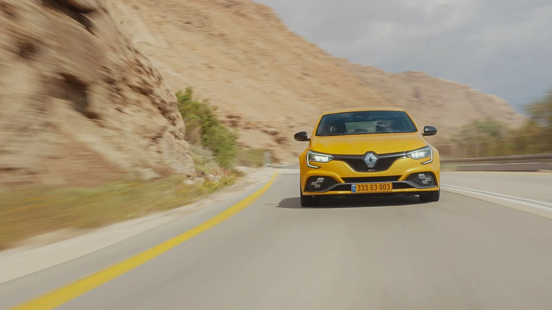 1696014-Renault Megane RS 2024.00_08_55_10.Still001-min.jpg