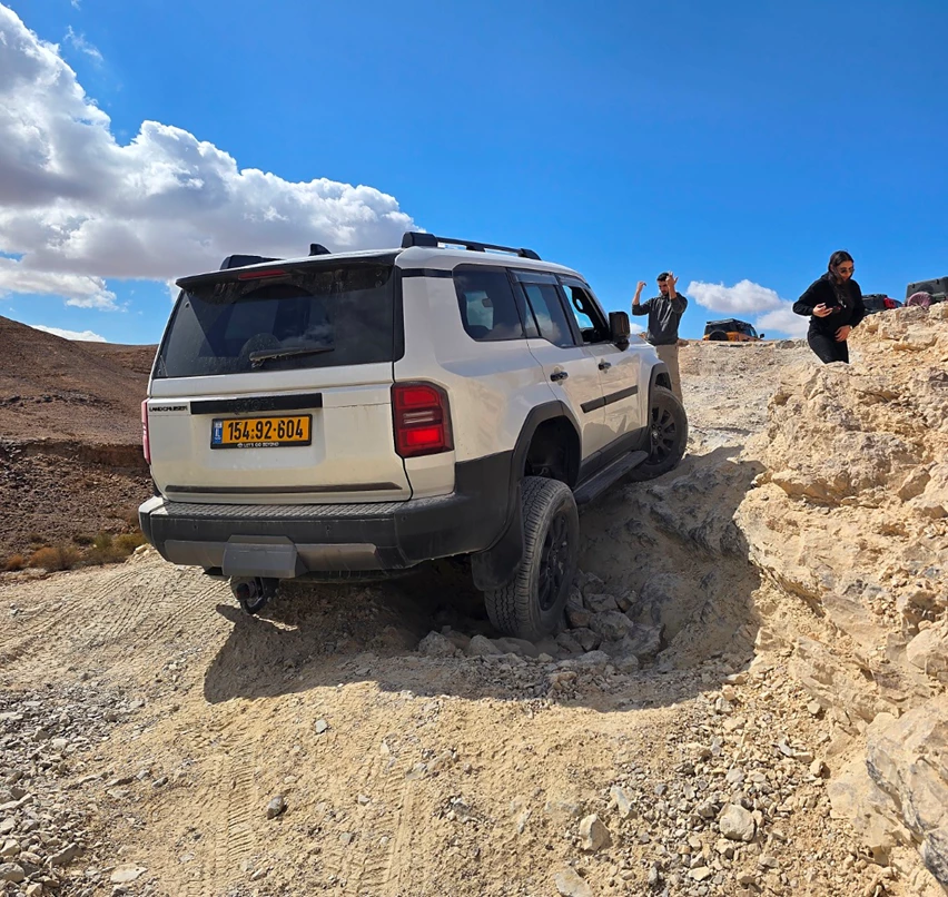 1707835-YUVAL BEN SHAUL (1).jpg