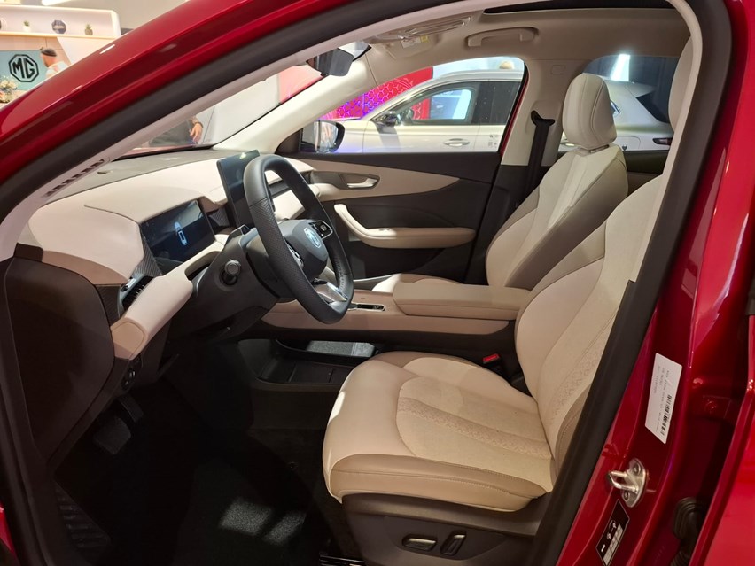 WhatsApp Image 2025-12-23 at 09.33.22.jpeg